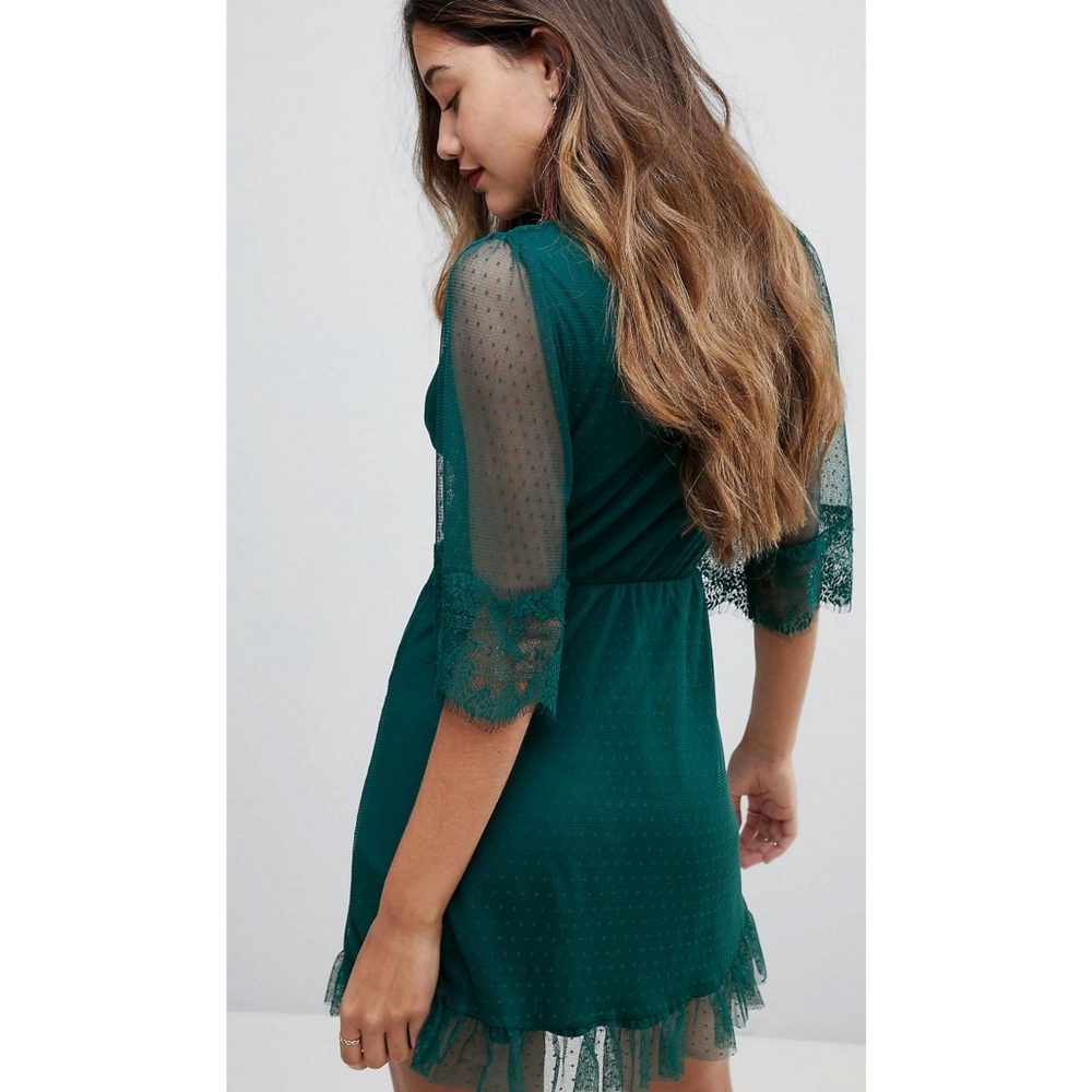 Knot front lace dress - Picture 2 of 5
